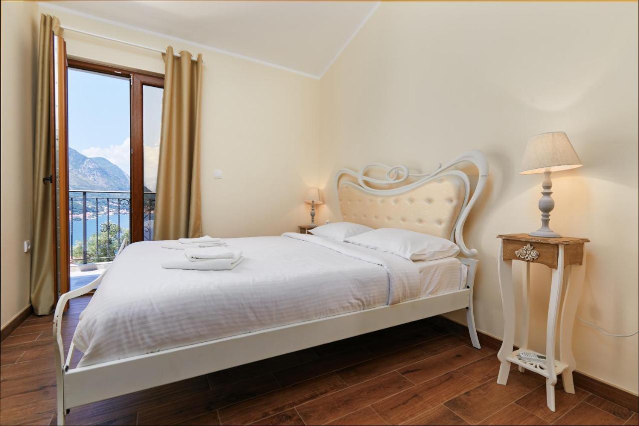 Our Sunset Apartments With Pool And Sea View コトル エクステリア 写真