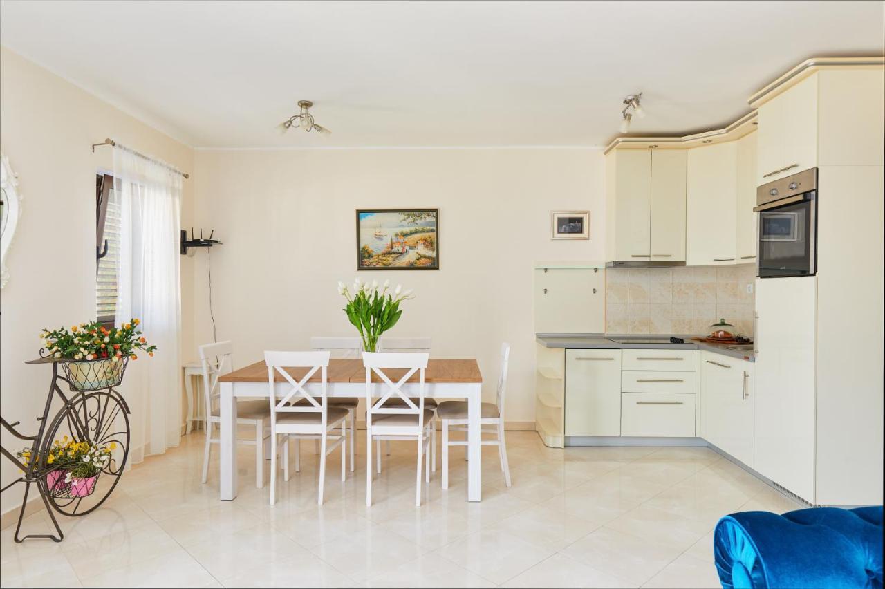 Our Sunset Apartments With Pool And Sea View コトル エクステリア 写真